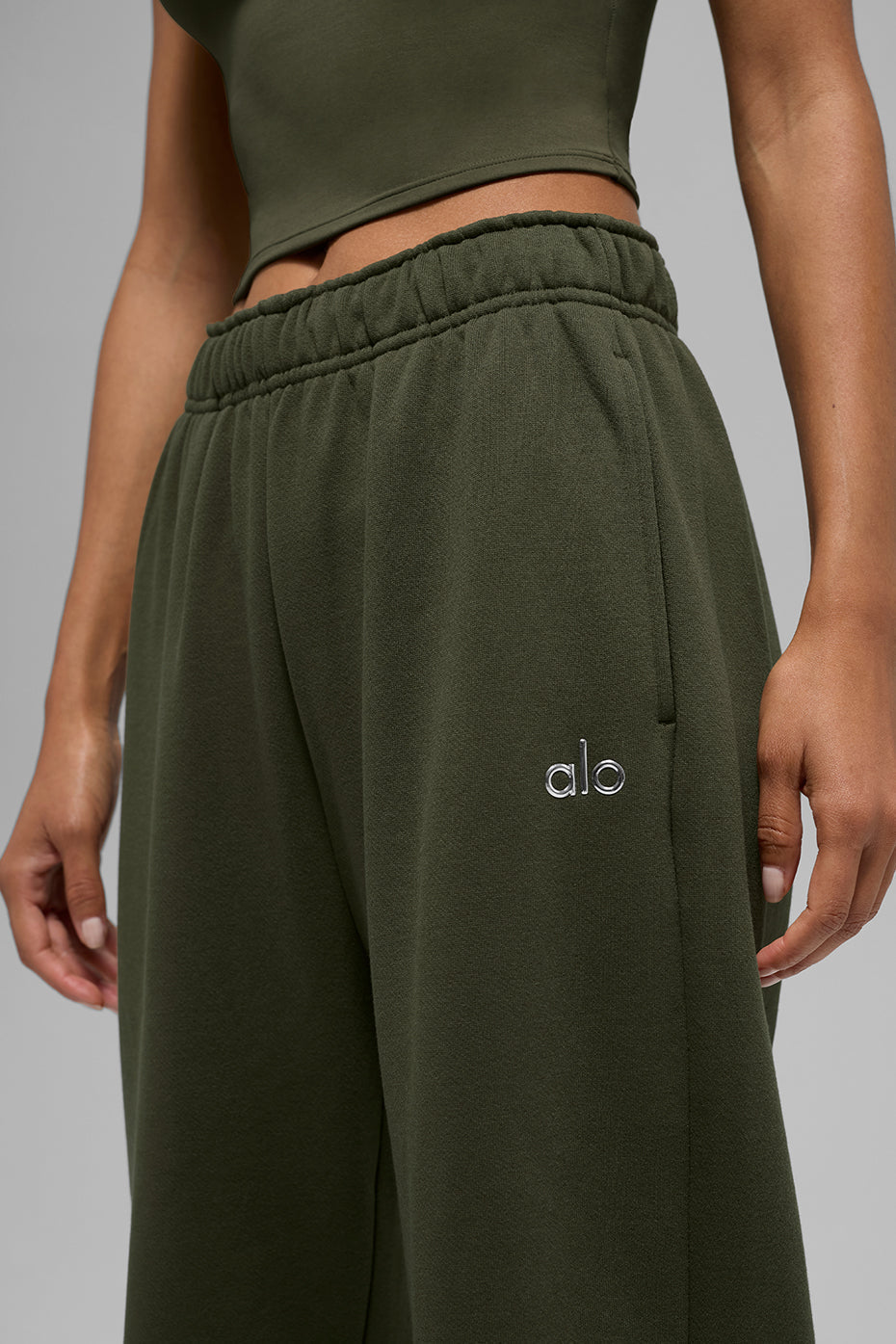 Pantalón de chándal AccoLade - verde oliva